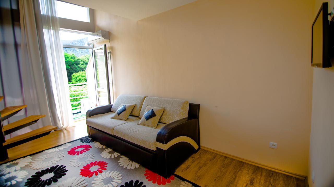 Guest House Borjomi Exterior foto