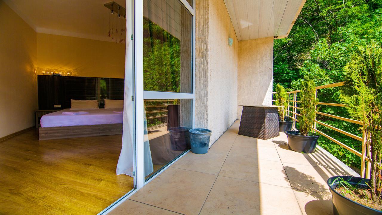 Guest House Borjomi Exterior foto